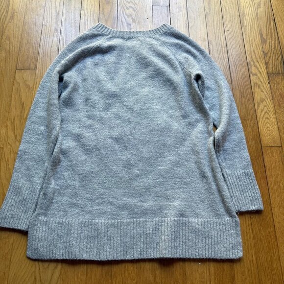 LC Lauren Conrad Size S Gray Narwhal Sequin Metallic Knit Long Sleeve Sweater - Picture 11 of 12